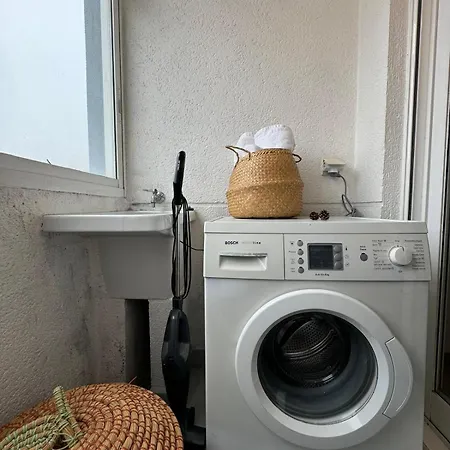 Avenida Centro Guixar Apartment