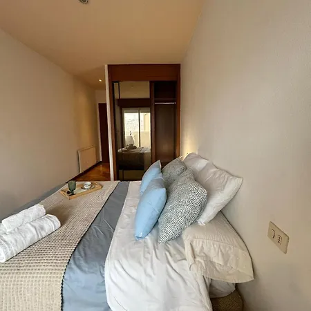 Avenida Centro Guixar Apartment *