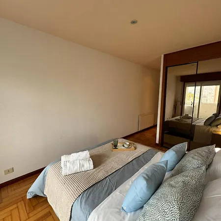 Avenida Centro Guixar Apartment