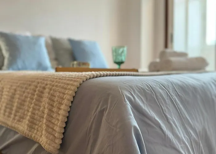 Avenida Centro Guixar * Виго