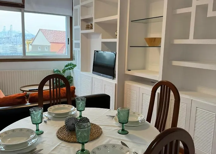 Avenida Centro Guixar Апартаменты