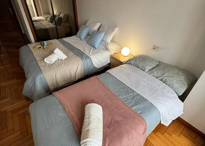 Avenida Centro Guixar * Виго