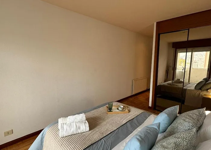 Avenida Centro Guixar Апартаменты